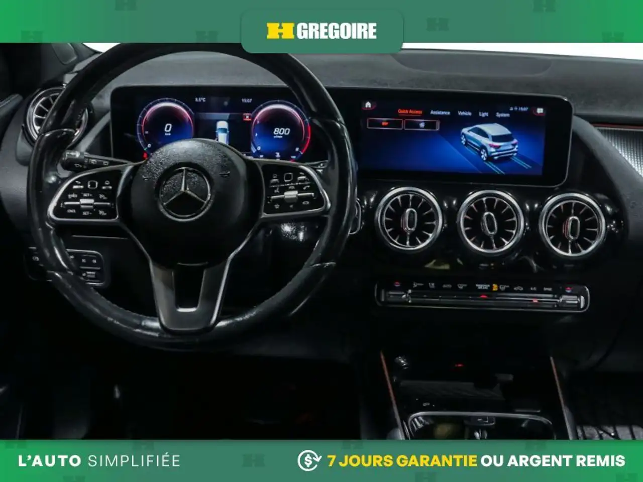 Mercedes-Benz GLA снимка Mercedes-Benz GLA