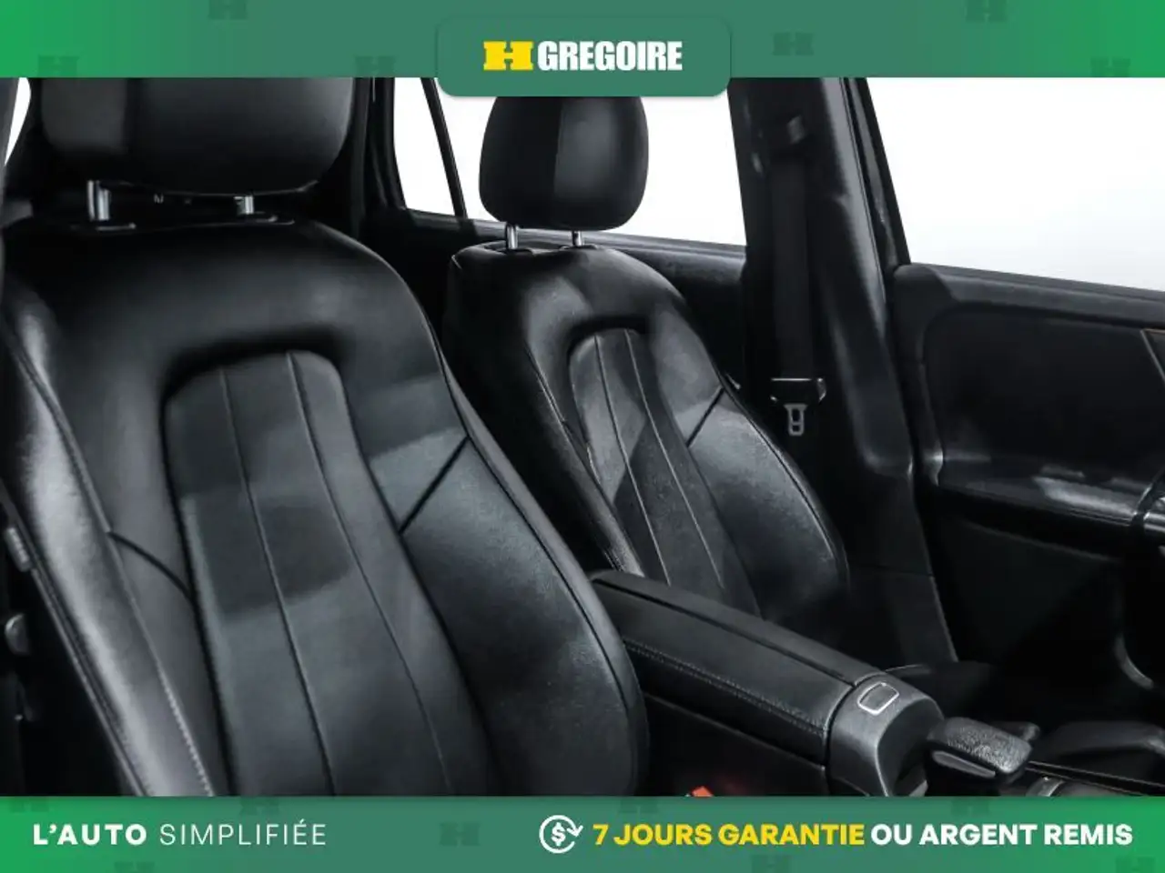 Mercedes-Benz GLA снимка Mercedes-Benz GLA