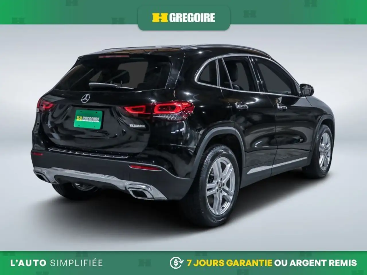 Mercedes-Benz GLA снимка Mercedes-Benz GLA