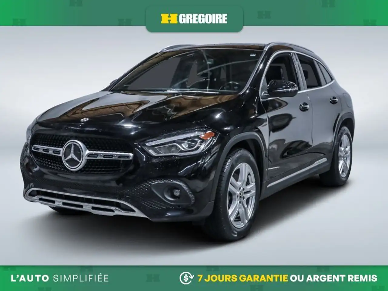 Mercedes-Benz GLA снимка Mercedes-Benz GLA