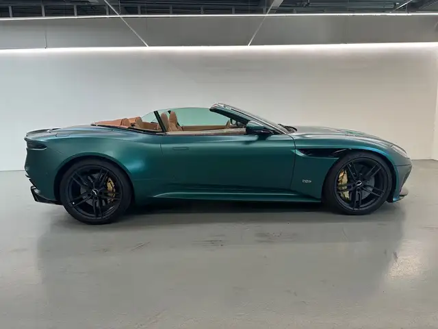 Aston Martin DBS view 6