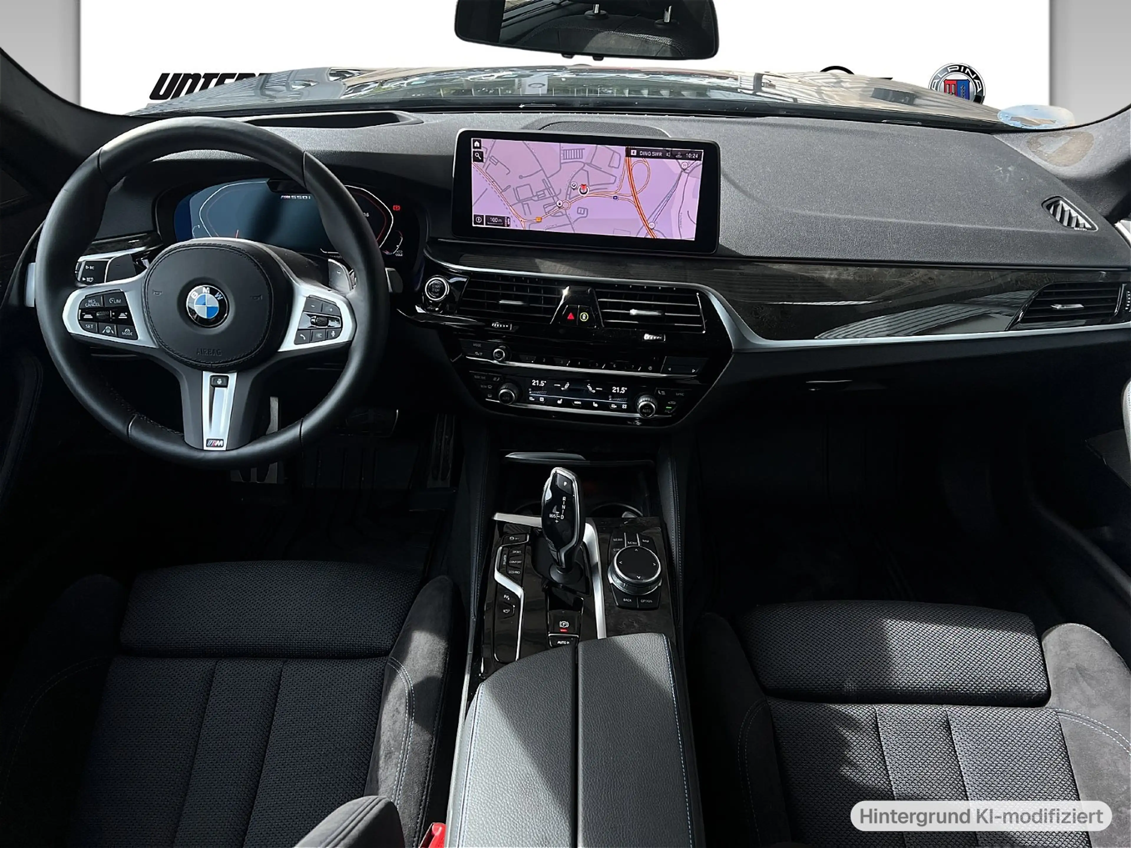 BMW 550 M550i xDrive Limousine — photo 7