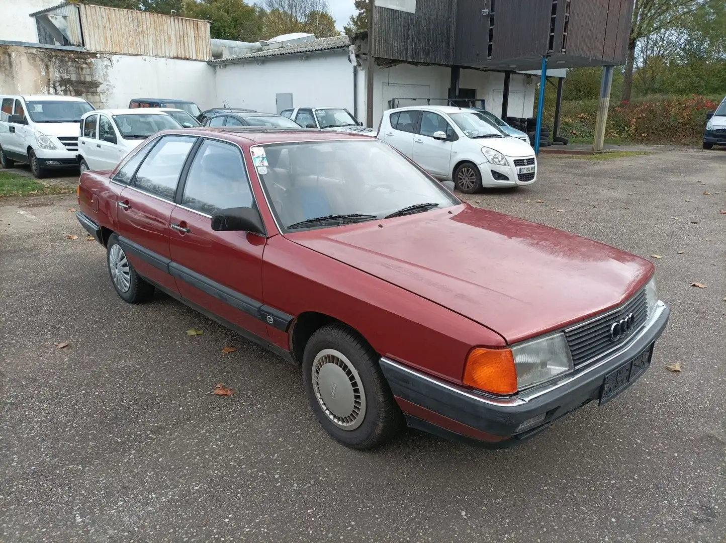 Audi 100 Rot - 2