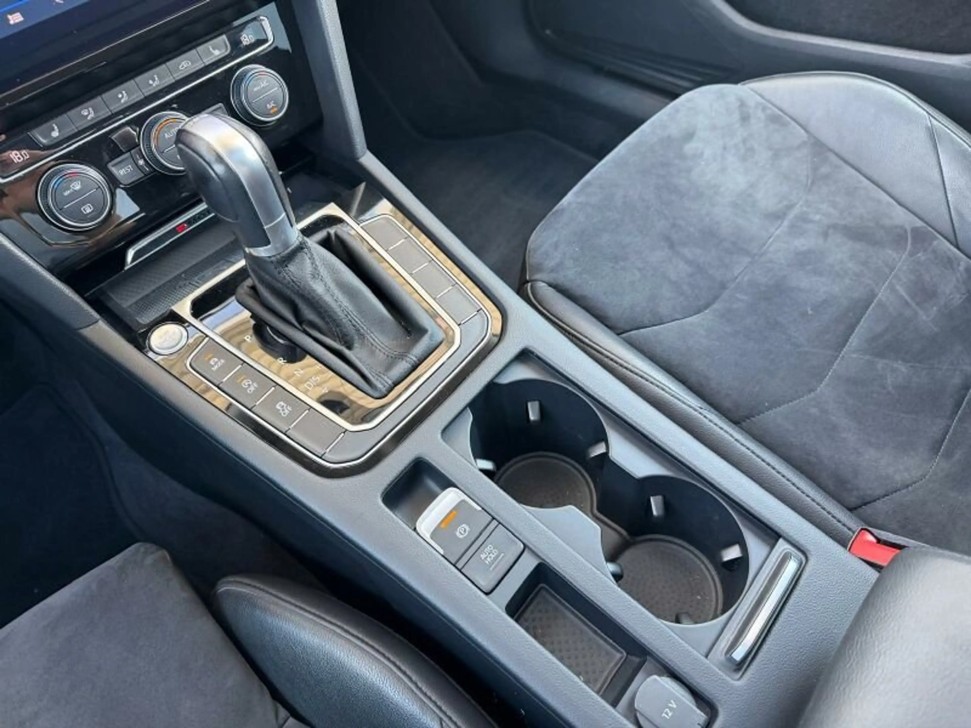 Volkswagen Arteon 2.0 TDI SCR 4 Motion — photo 10