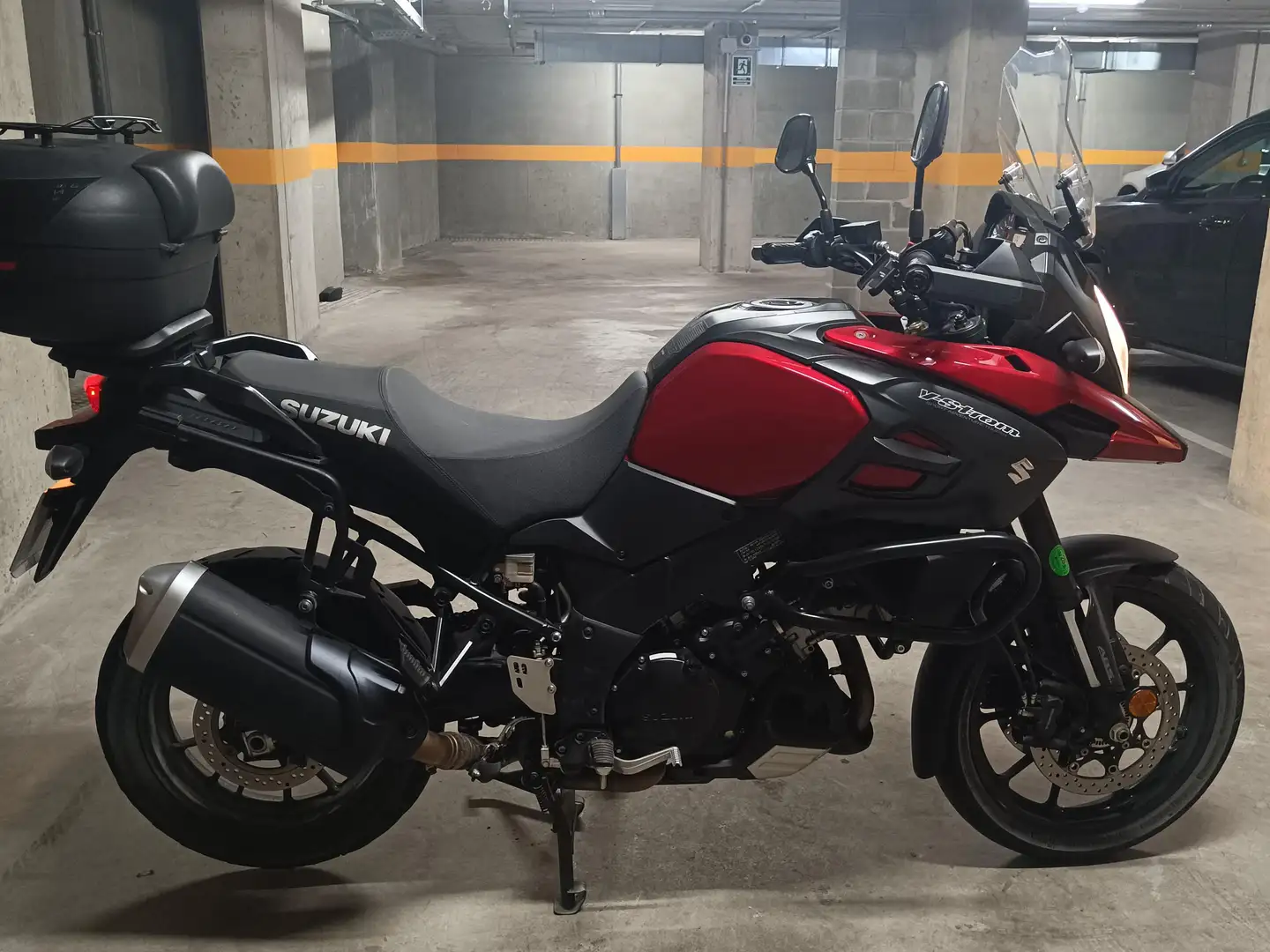 Suzuki V-Strom 1000 V Strom 1000 abs Burdeos - 1