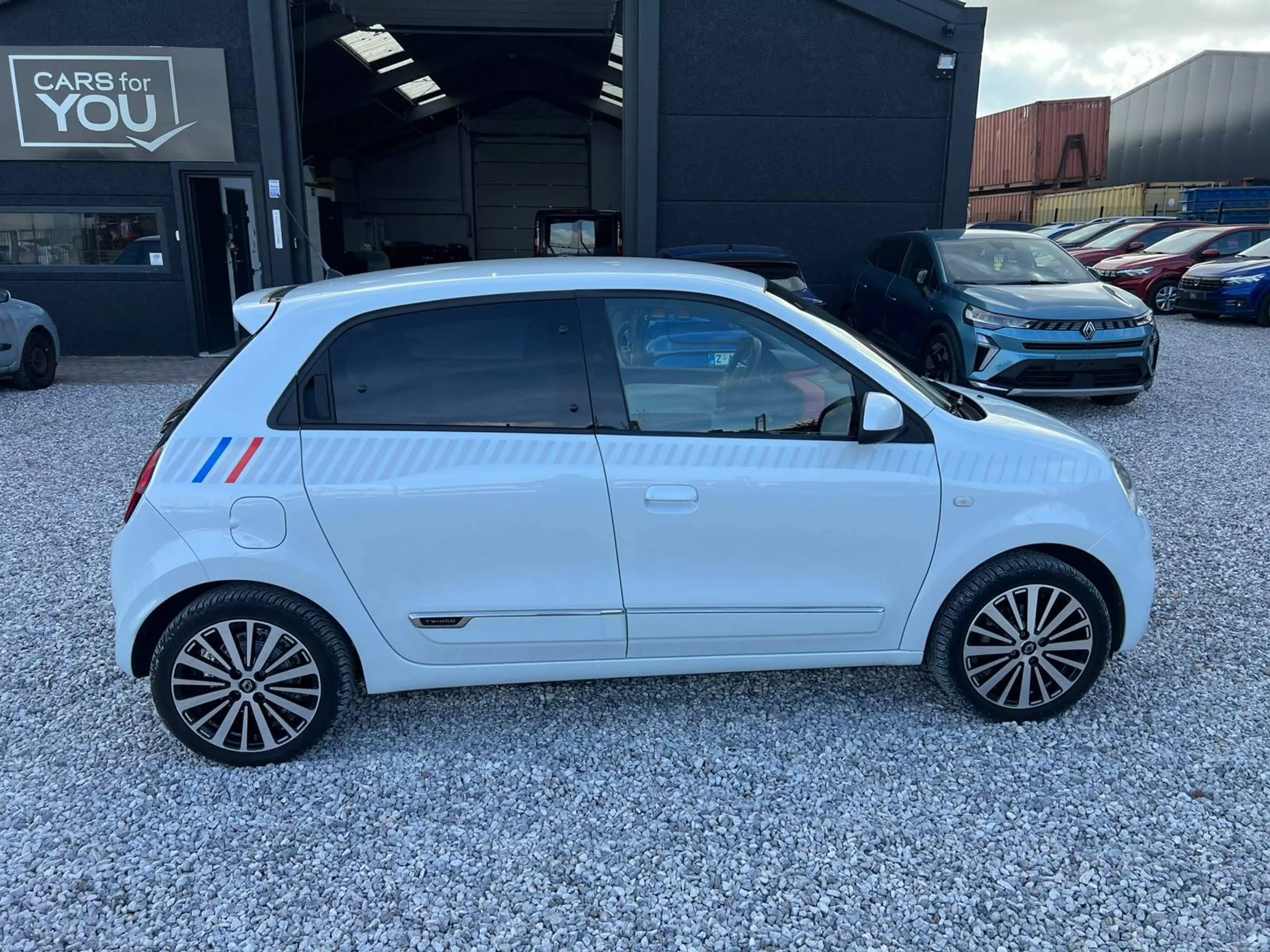 Renault Twingo 0.9 TCe Edition One   EDC — photo 6