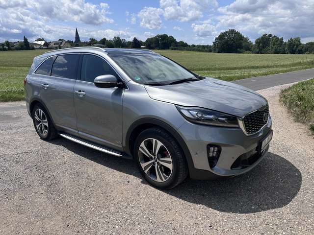 Imagine Kia Sorento 2.2 CRDi AWD Aut. GT Line AHK PANO HUD Winterreife