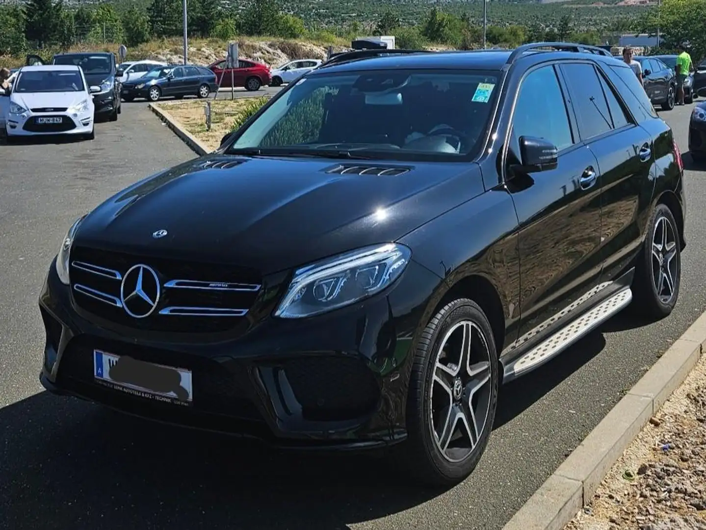 Mercedes-Benz GLE 250 GLE 250 d 4Matic Aut. Schwarz - 2