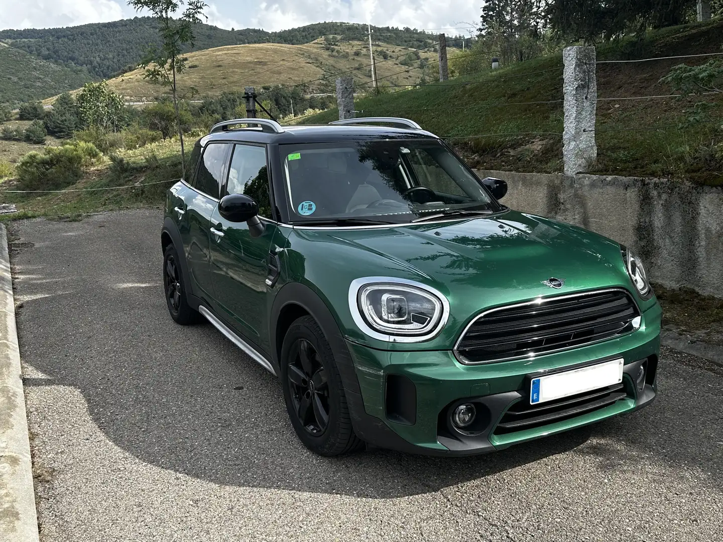 MINI Cooper D Countryman Aut. Essential Trim - 2