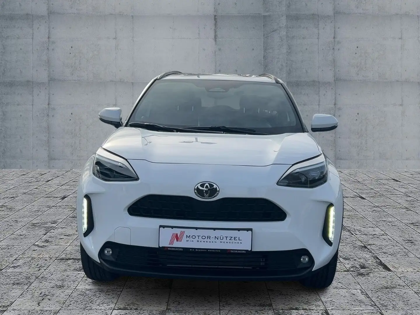 Toyota Yaris Cross 1.5Hybrid TEAMPLAYER LED+NAV+ACC+RFK Weiß - 2