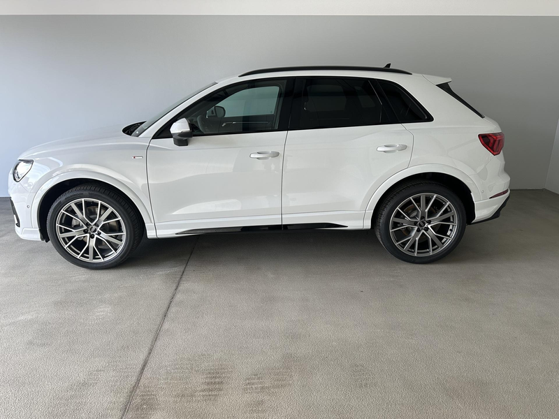 Audi Q3 S line 40 TDI quattro+AHK+Navi+Matrix+Kamera+Bl... — photo 3