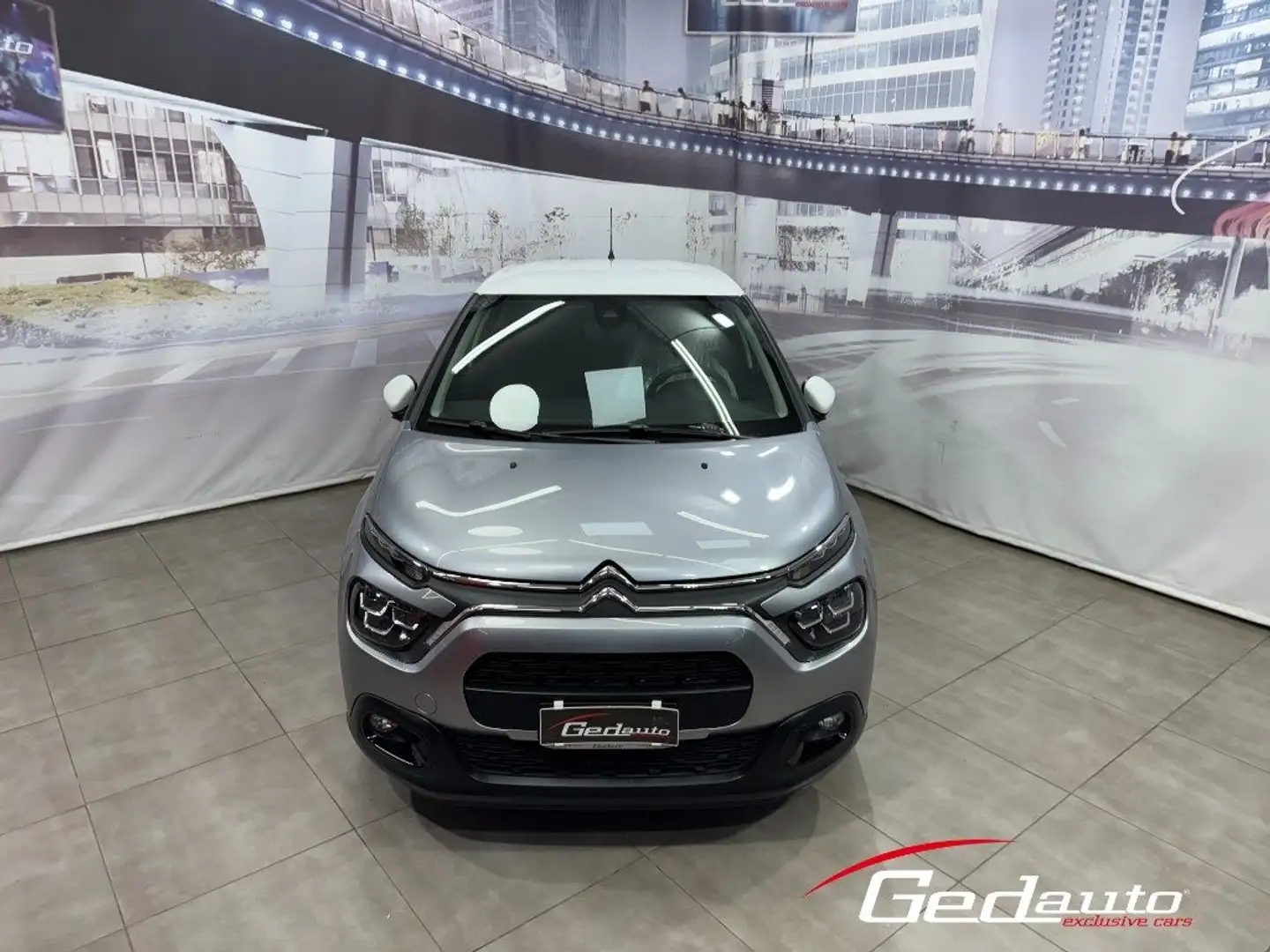 Citroen C3 1.2 85cv PureTech 83 S&S Max full-led navi Argento - 2