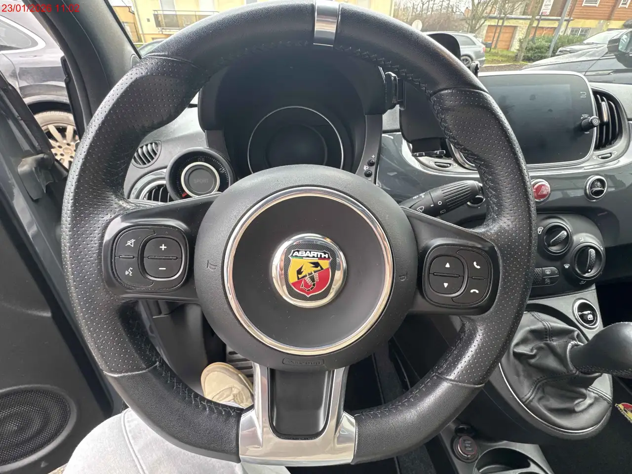 Abarth 595 2021