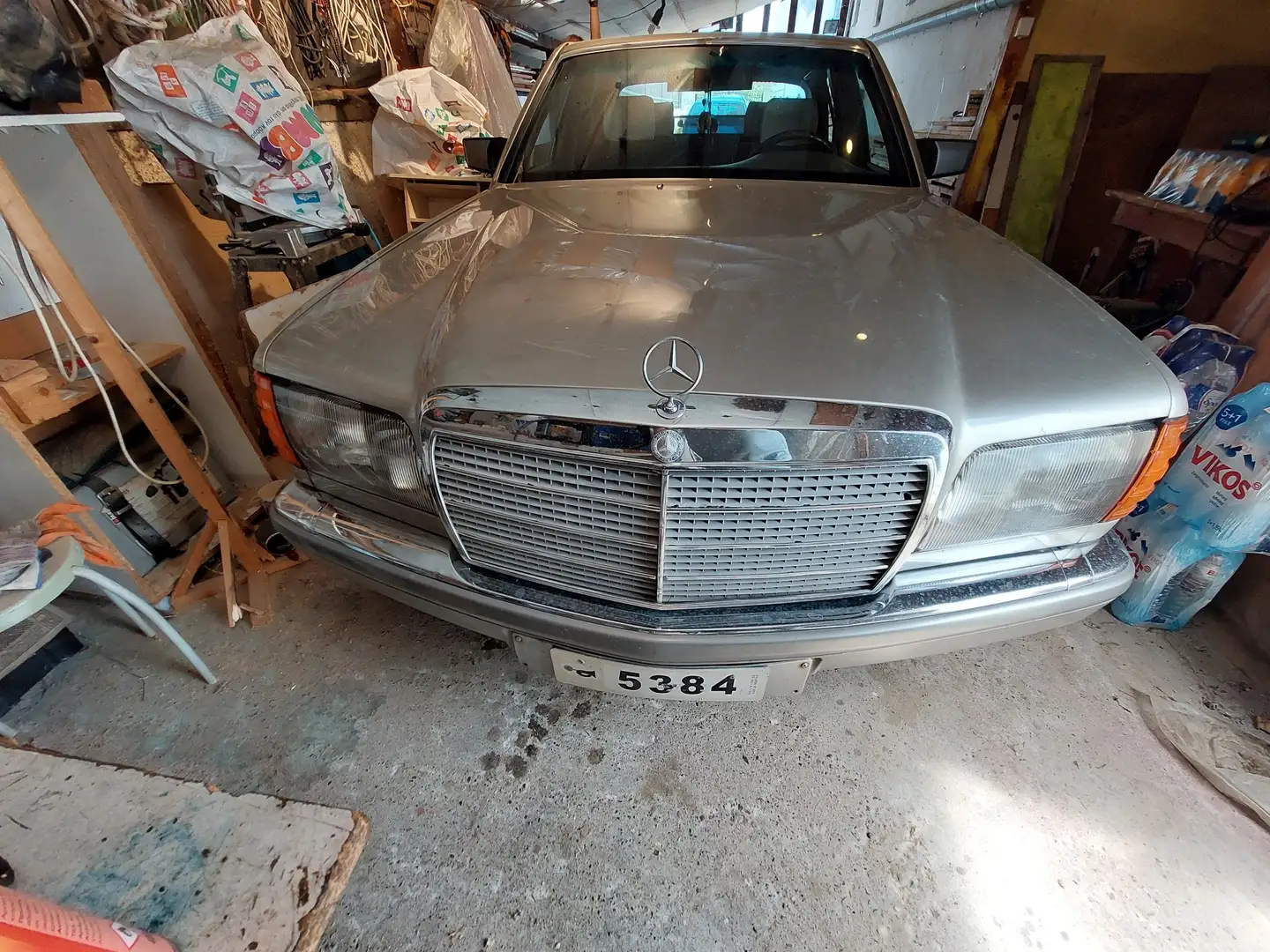 Mercedes-Benz 380 W126 (1980) – Original Condition – Historic Plates - 2