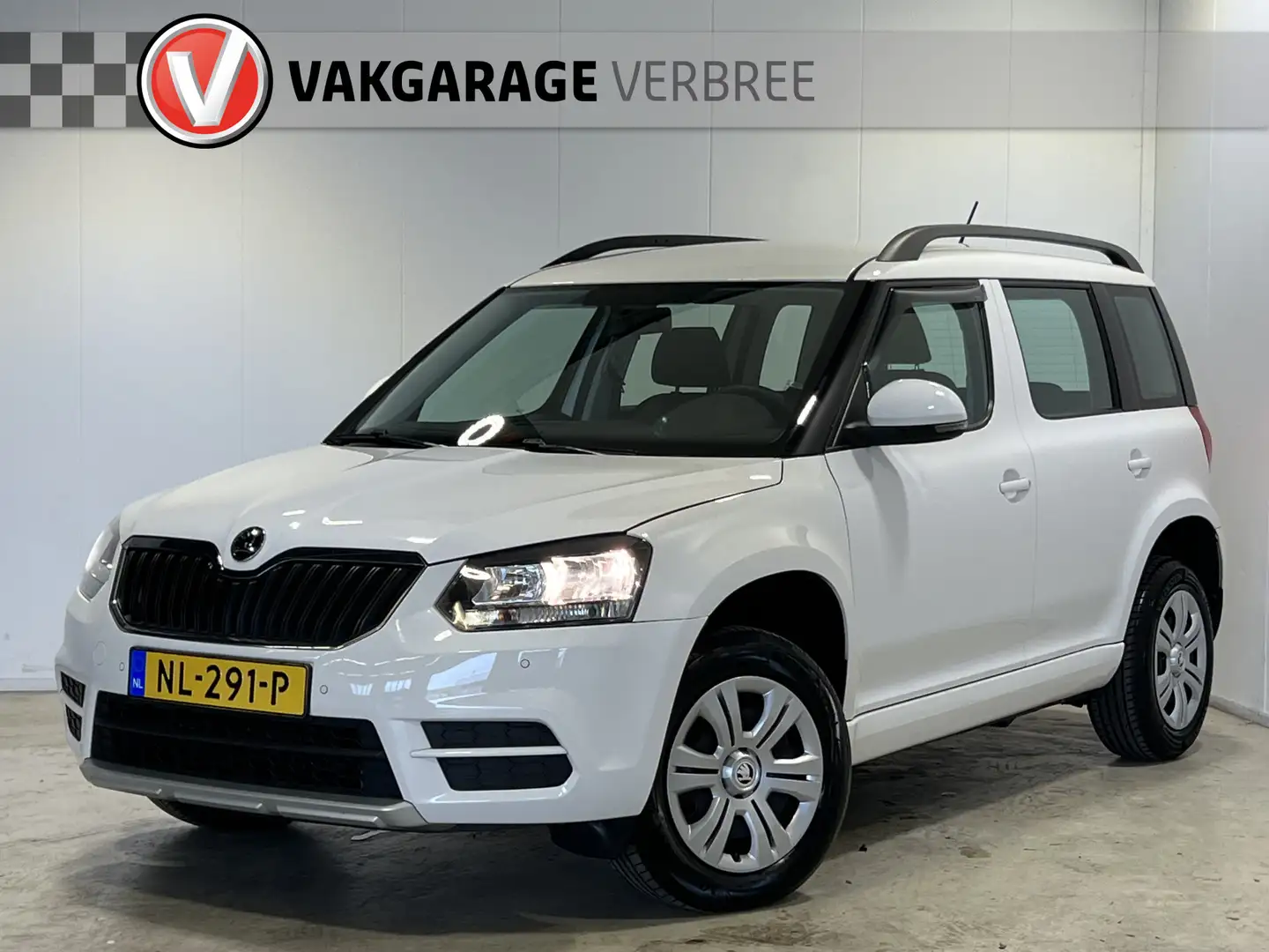 Skoda Yeti 1.2 TSI Active | Airco | Parkeersensoren voor + ac Wit - 1