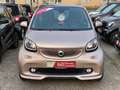 smart forTwo BRABUS ®SportPaket_Champagne beige_Ambiente_LED Beżowy - thumbnail 3