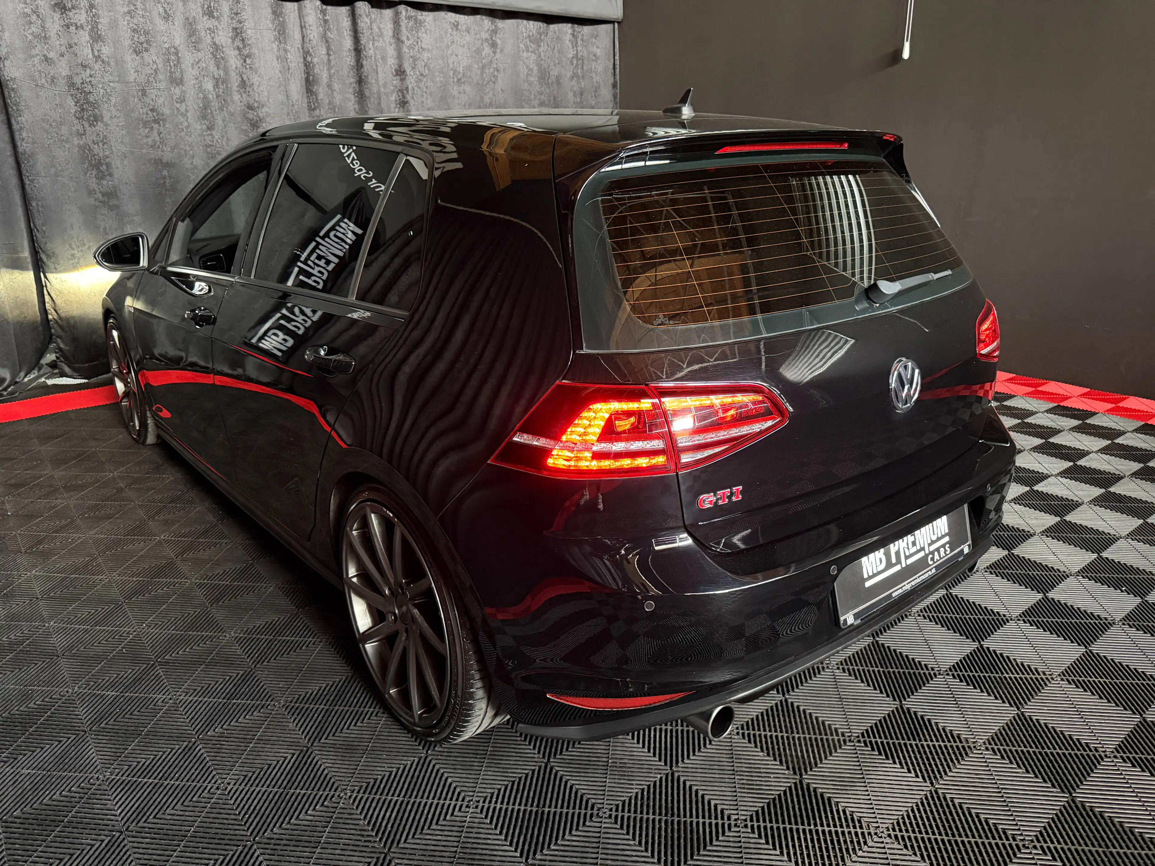 Volkswagen Golf GTI GTI Performance *XENON*SERVICEGEPFEGT* — photo 22