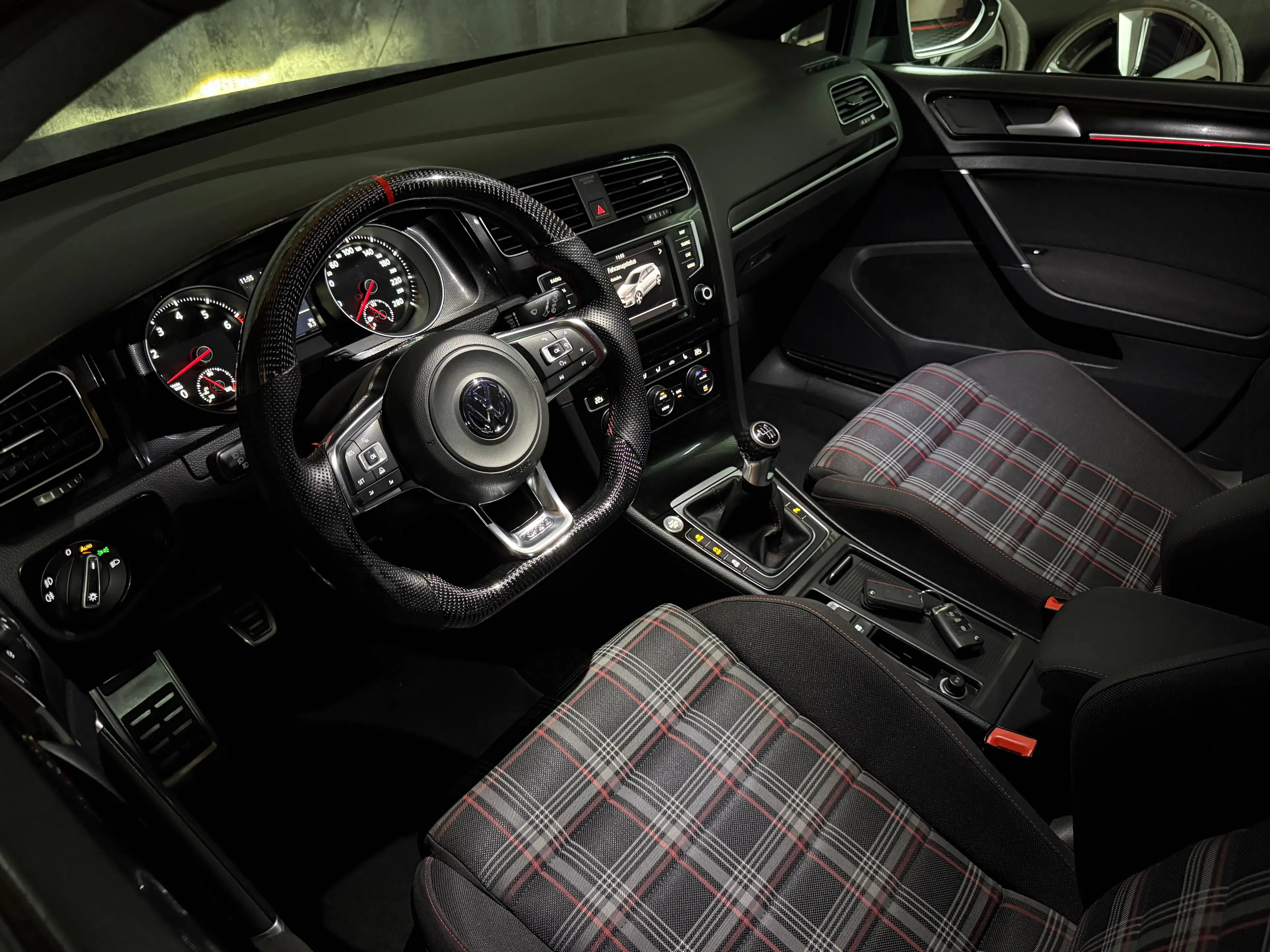 Volkswagen Golf GTI GTI Performance *XENON*SERVICEGEPFEGT* — photo 27