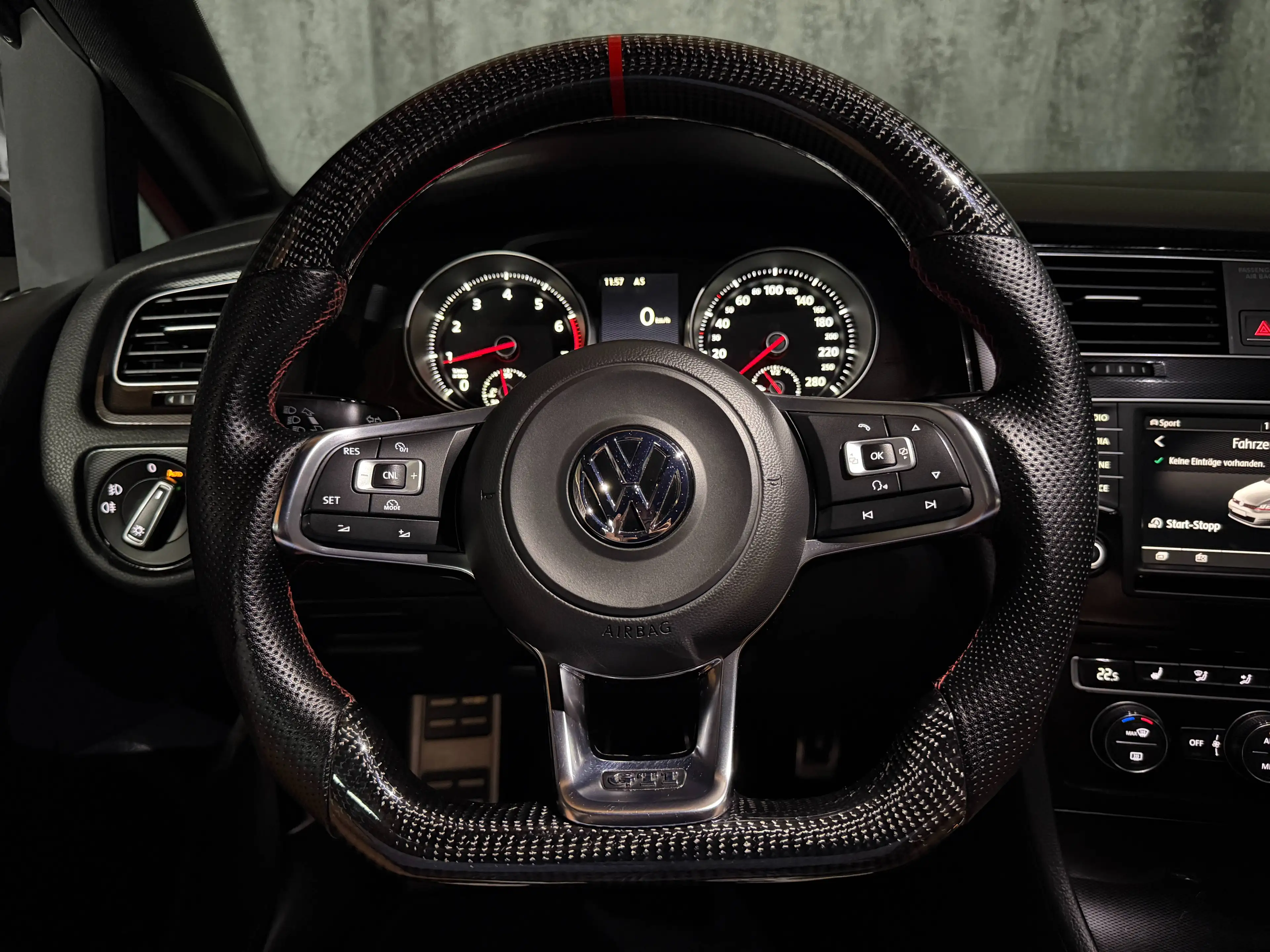 Volkswagen Golf GTI GTI Performance *XENON*SERVICEGEPFEGT* — photo 33