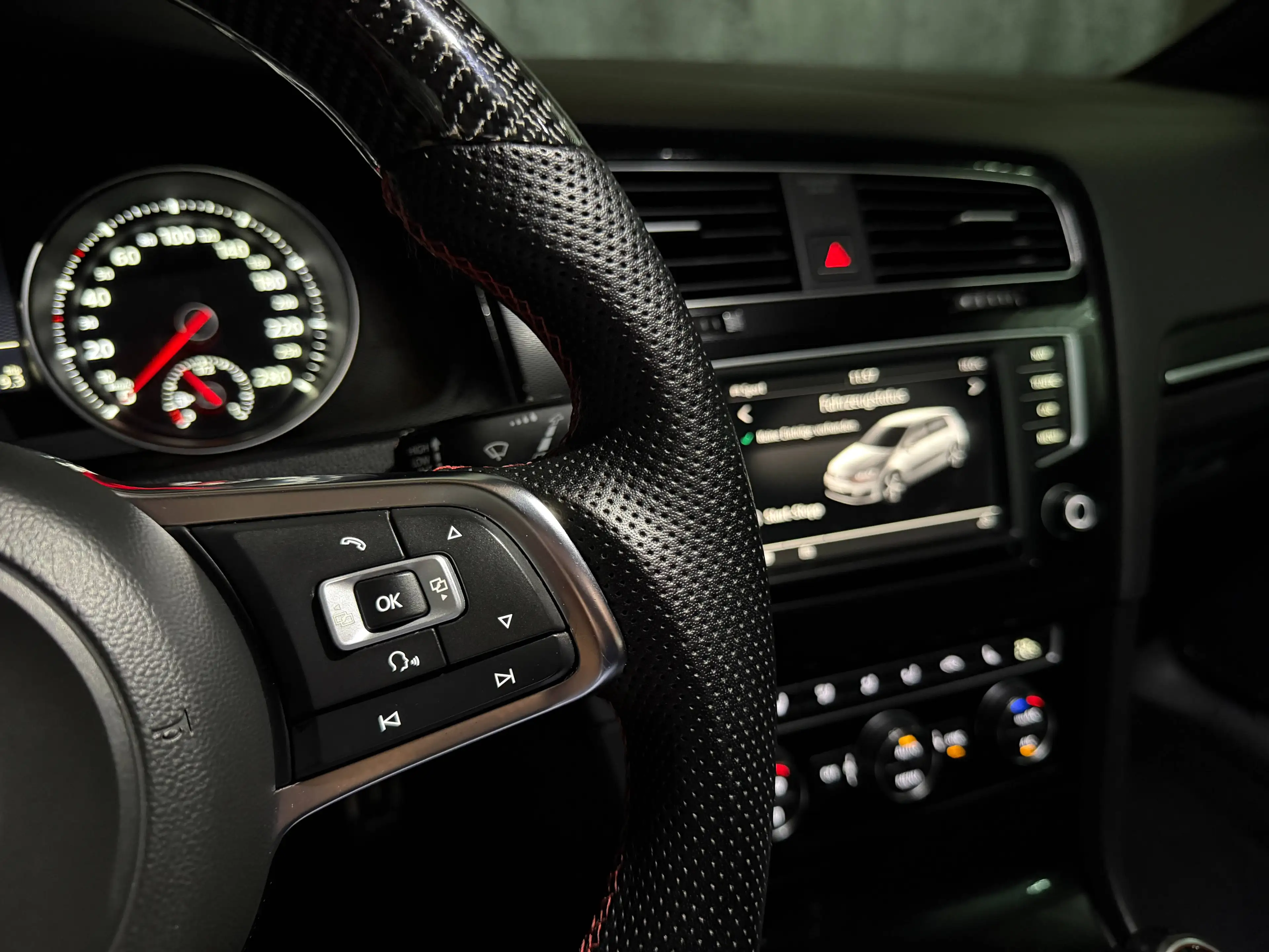 Volkswagen Golf GTI GTI Performance *XENON*SERVICEGEPFEGT* — photo 34