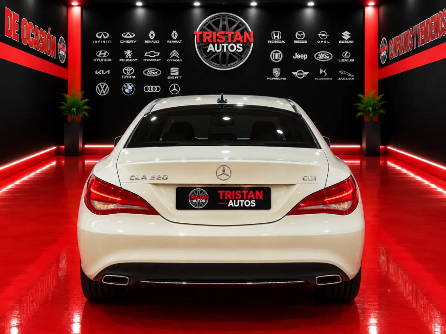 Mercedes-Benz CLA 200 200CDI Gris - 2