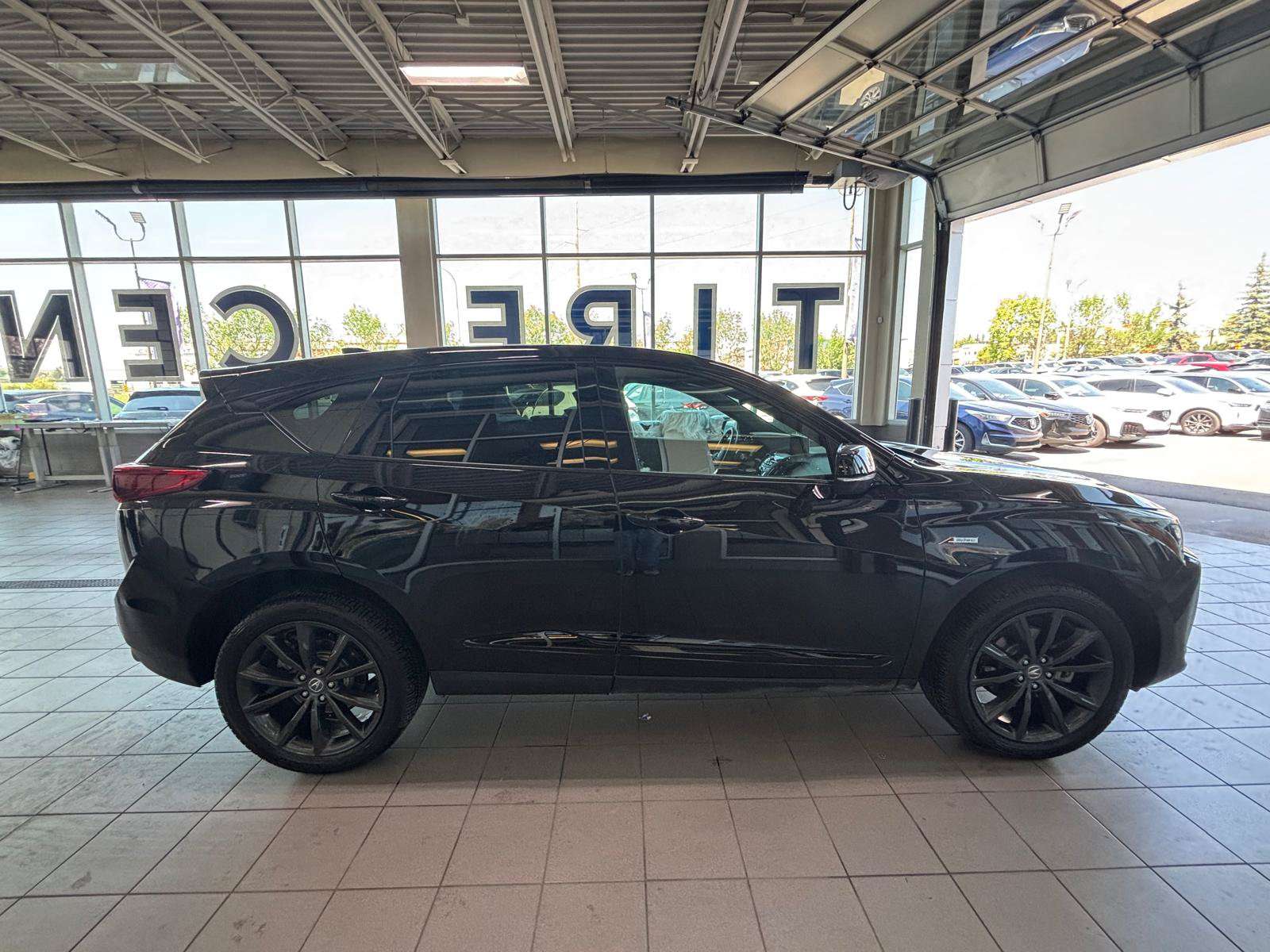 2025 Acura RDX