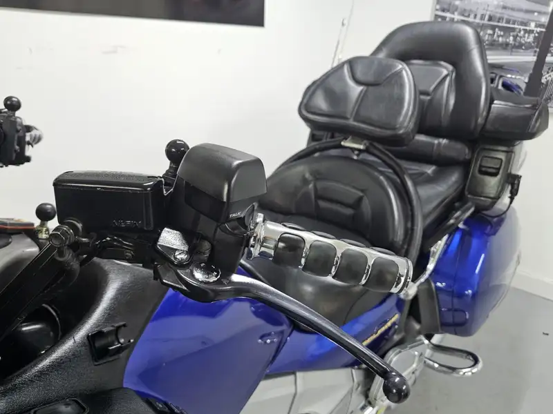 Honda GL 1800 - foto 8