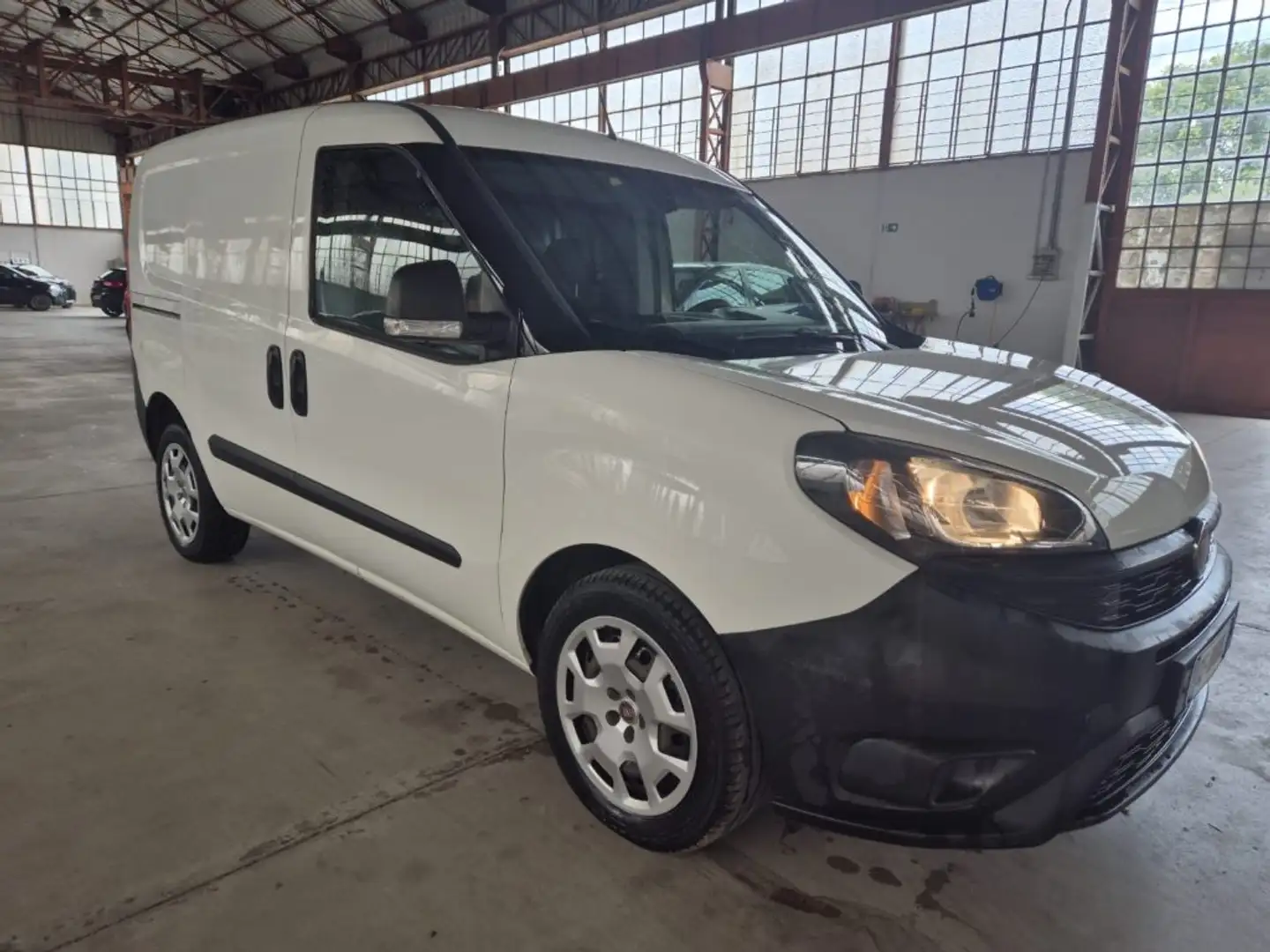 Fiat Doblo Doblò 1.6 MJT 120CV S&S PL-TN GANCIO TRAINOLounge Bianco - 1
