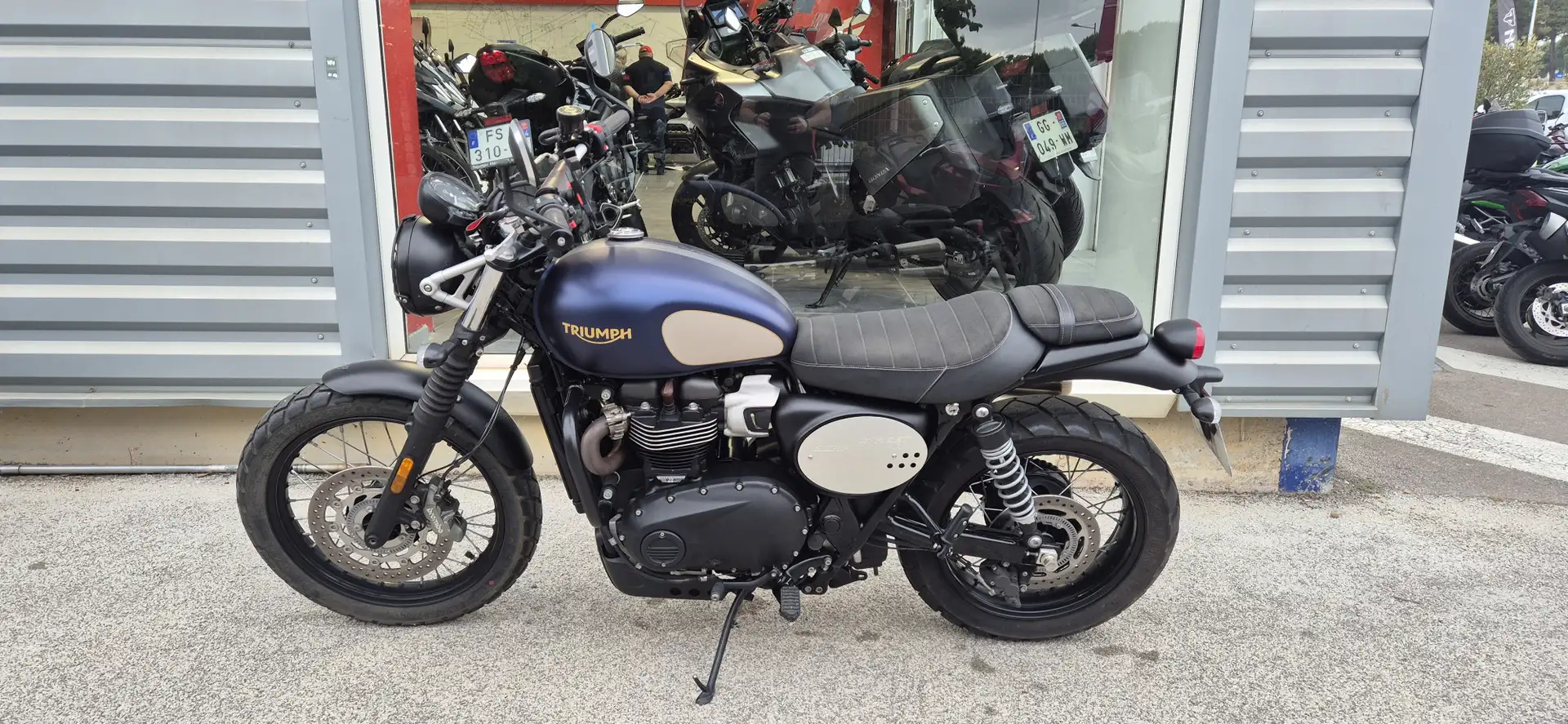 Triumph Street Scrambler Azul - 2