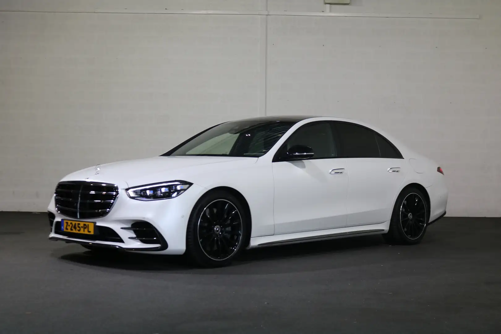 Mercedes-Benz S 580 e 4MATIC AMG Line Blanc - 1