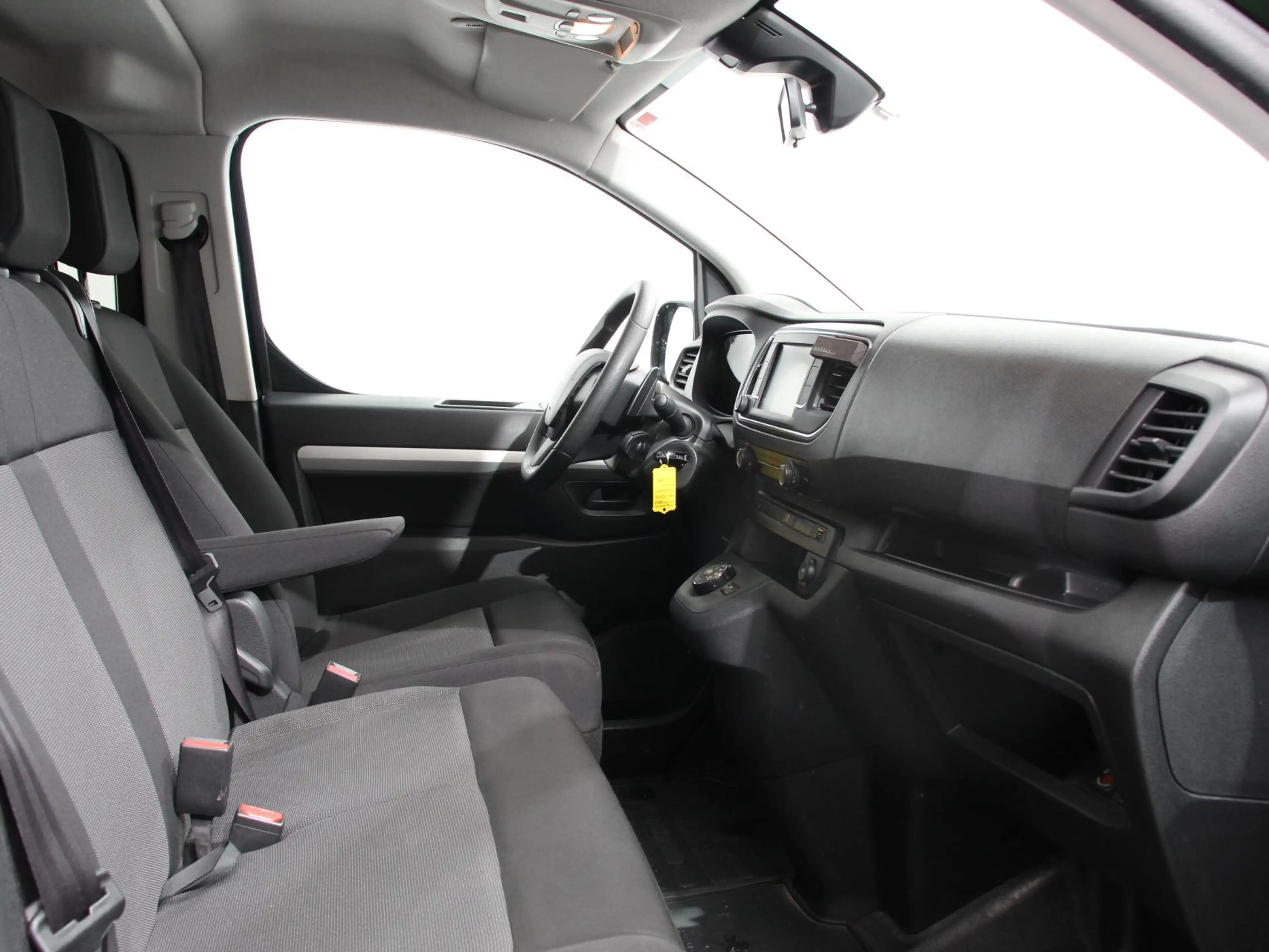 Peugeot Expert 2.0 180PK Long Premium Dubbele Cabine Automaat Nav — photo 21
