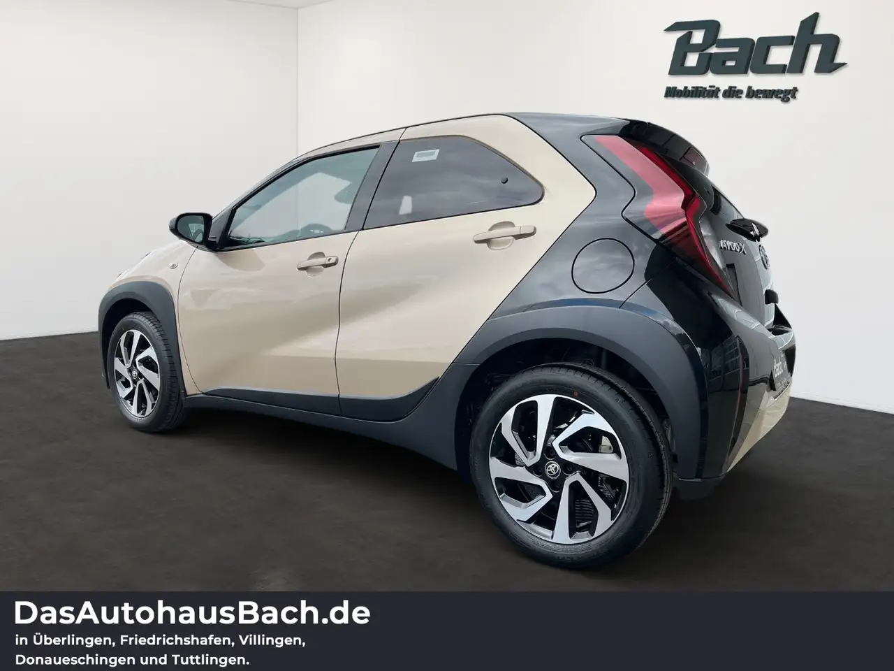 Toyota Aygo X 1.0 l Teamplayer 5 M/T ACC+SHZ+Kam.+LM 4