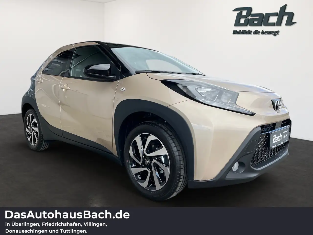 Toyota Aygo X 1.0 l Teamplayer 5 M/T ACC+SHZ+Kam.+LM 2
