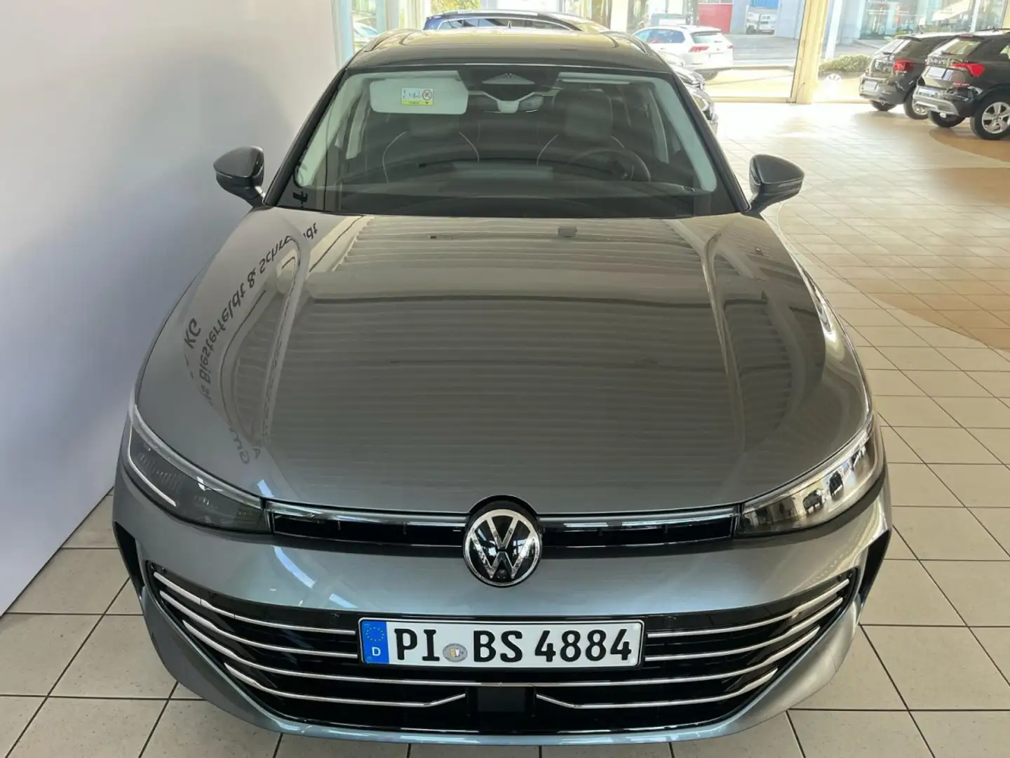 Volkswagen Passat Variant 2.0TDI DSG 4M AHK Pano LED Leder Klima Navi Leder Grau - 2