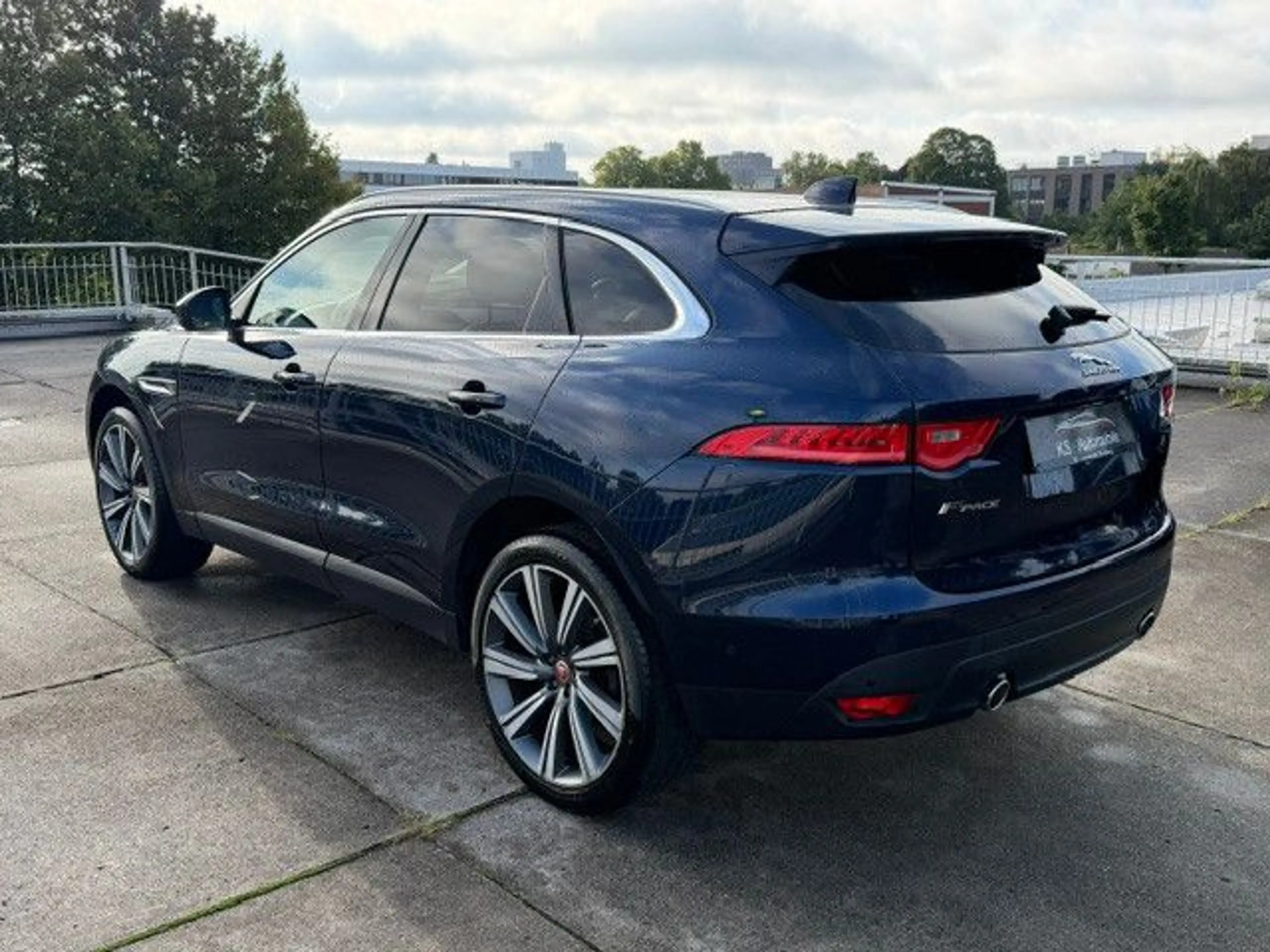 Jaguar F-Pace F-PACE Portfolio AWD — photo 6
