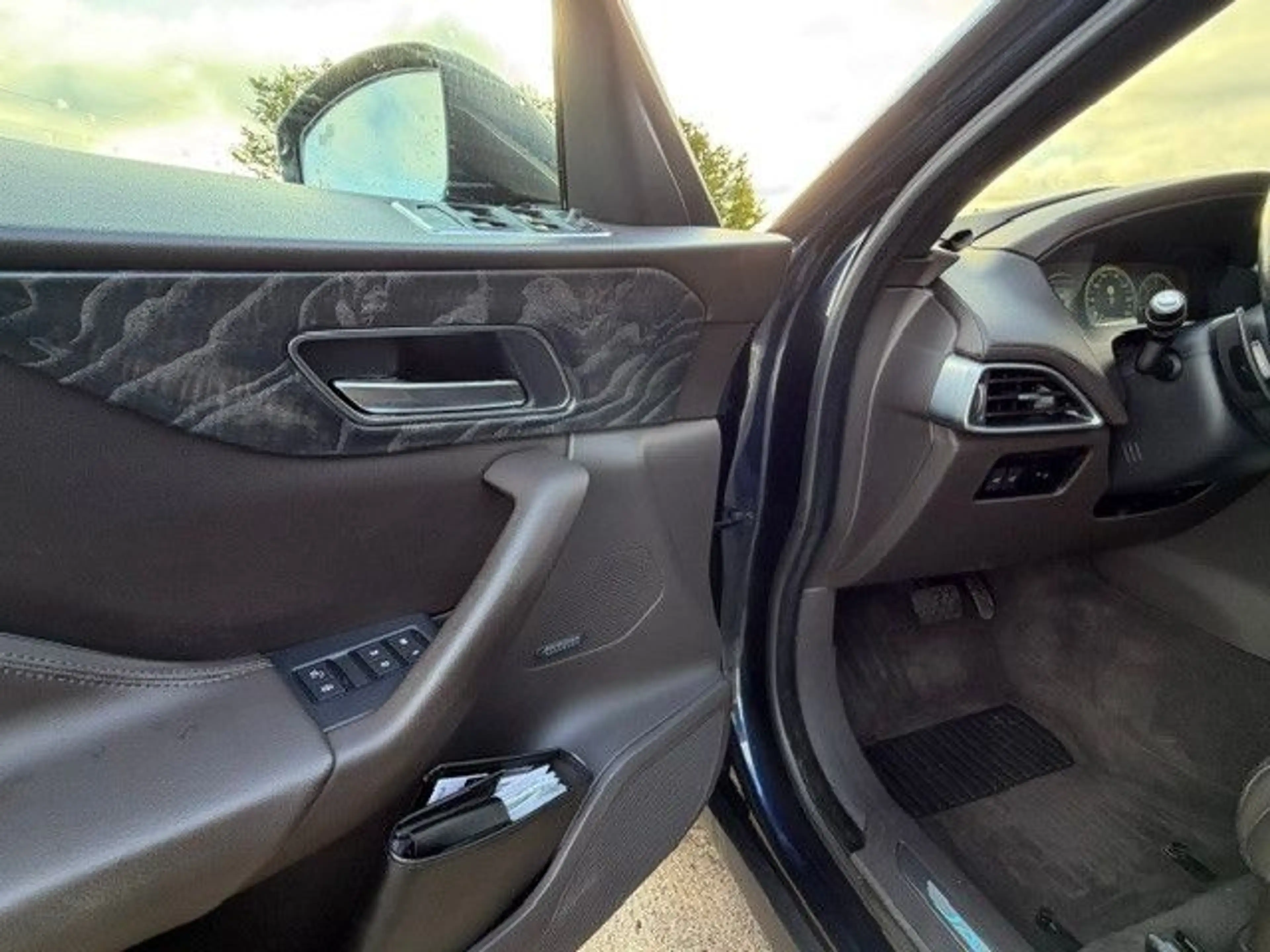 Jaguar F-Pace F-PACE Portfolio AWD — photo 8