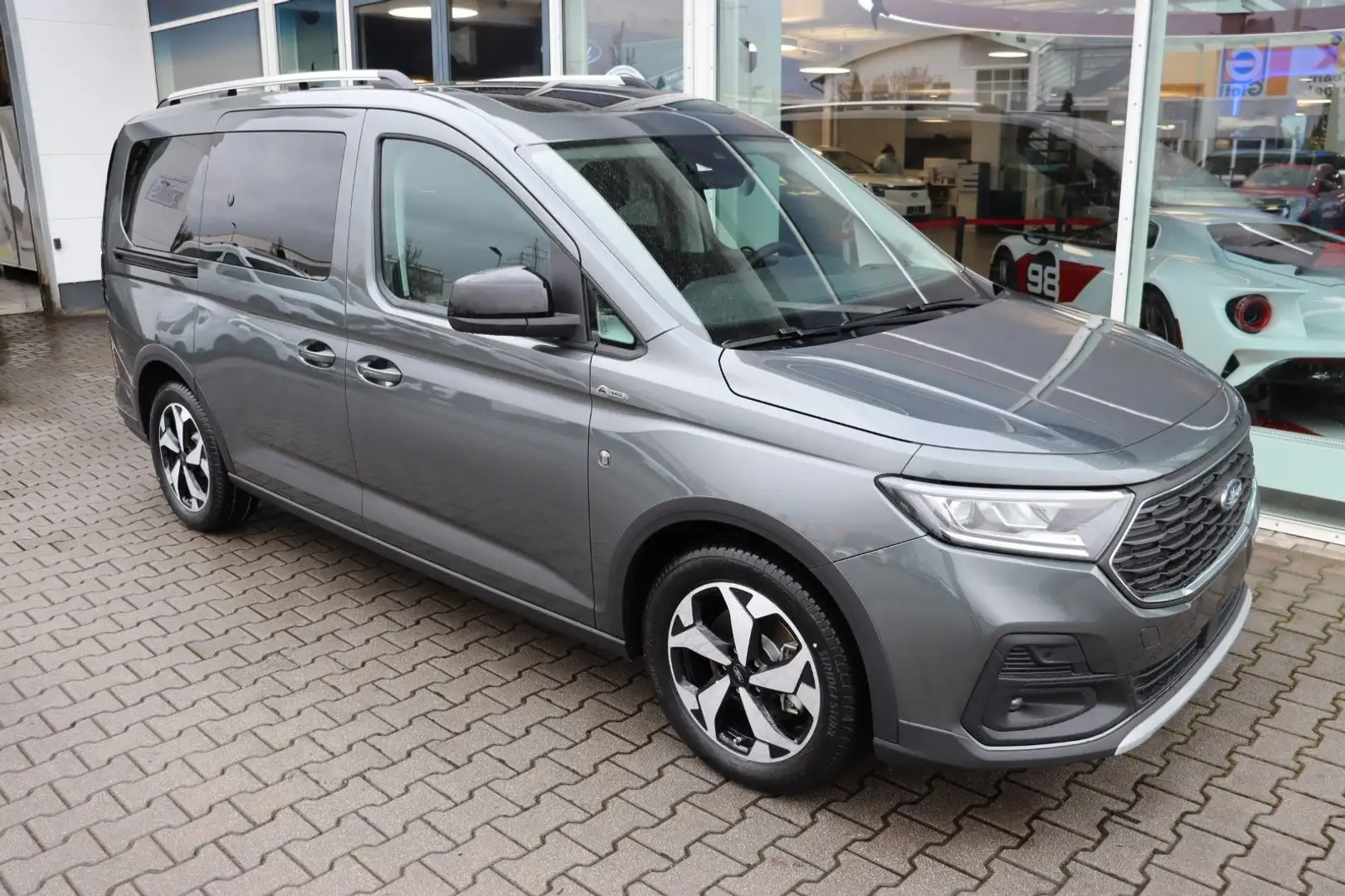 Ford Grand Tourneo Connect Active 1.5 EcoB. PHEV L2 White - 2