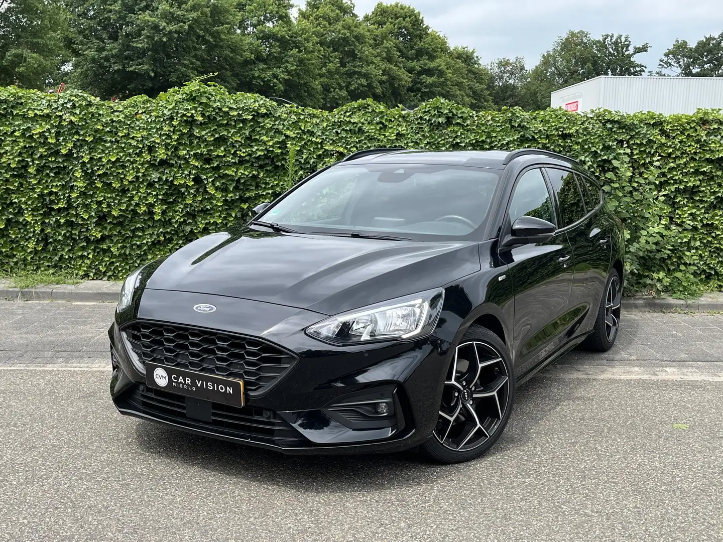 Ford Focus Wagon 1.0 EcoBoost ST-Line * Carplay * Cruise * Na Zwart - 1