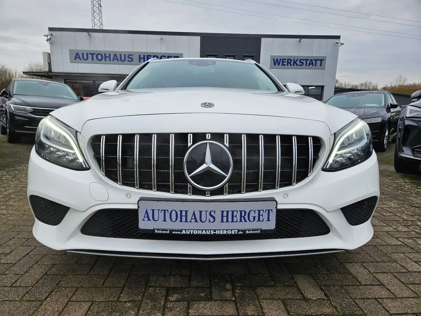 Mercedes-Benz C 180 T CGI 9G-TRONIC "Avantgarde" Blanc - 2