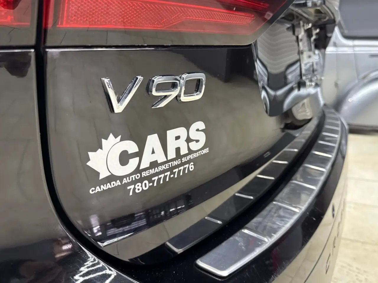 Volvo V90 Cross Country снимка Volvo V90 Cross Country