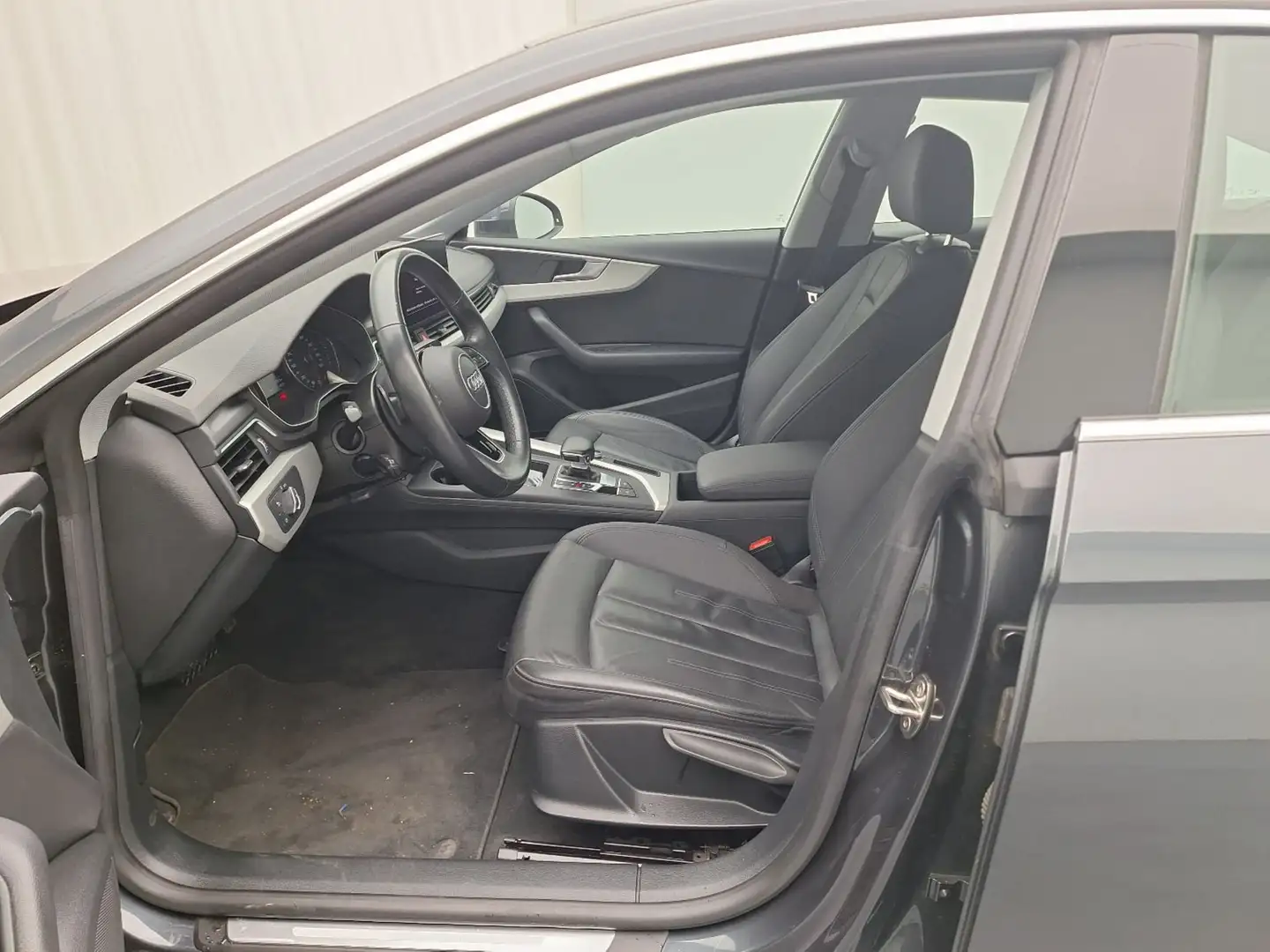Audi A5 Sportback+30+TDi+Business+Edition+S+tronic+(EU6AP) Gris - 1