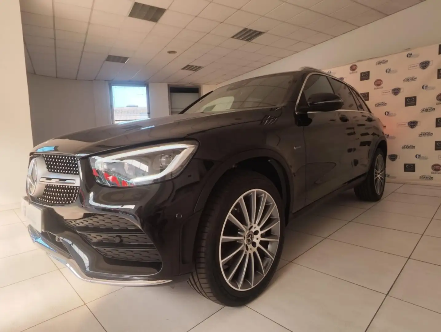 Mercedes-Benz GLC 300 300de 4Matic 9G-Tronic Negro - 2