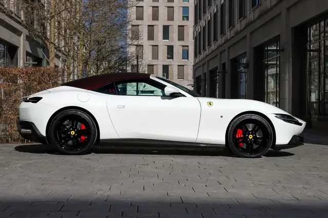 Ferrari Roma view 7