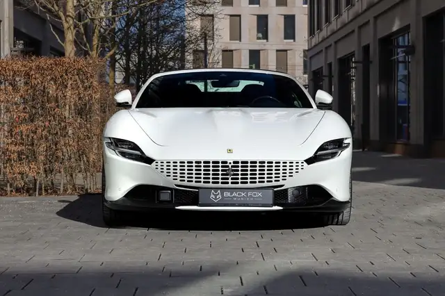 Ferrari Roma view 9