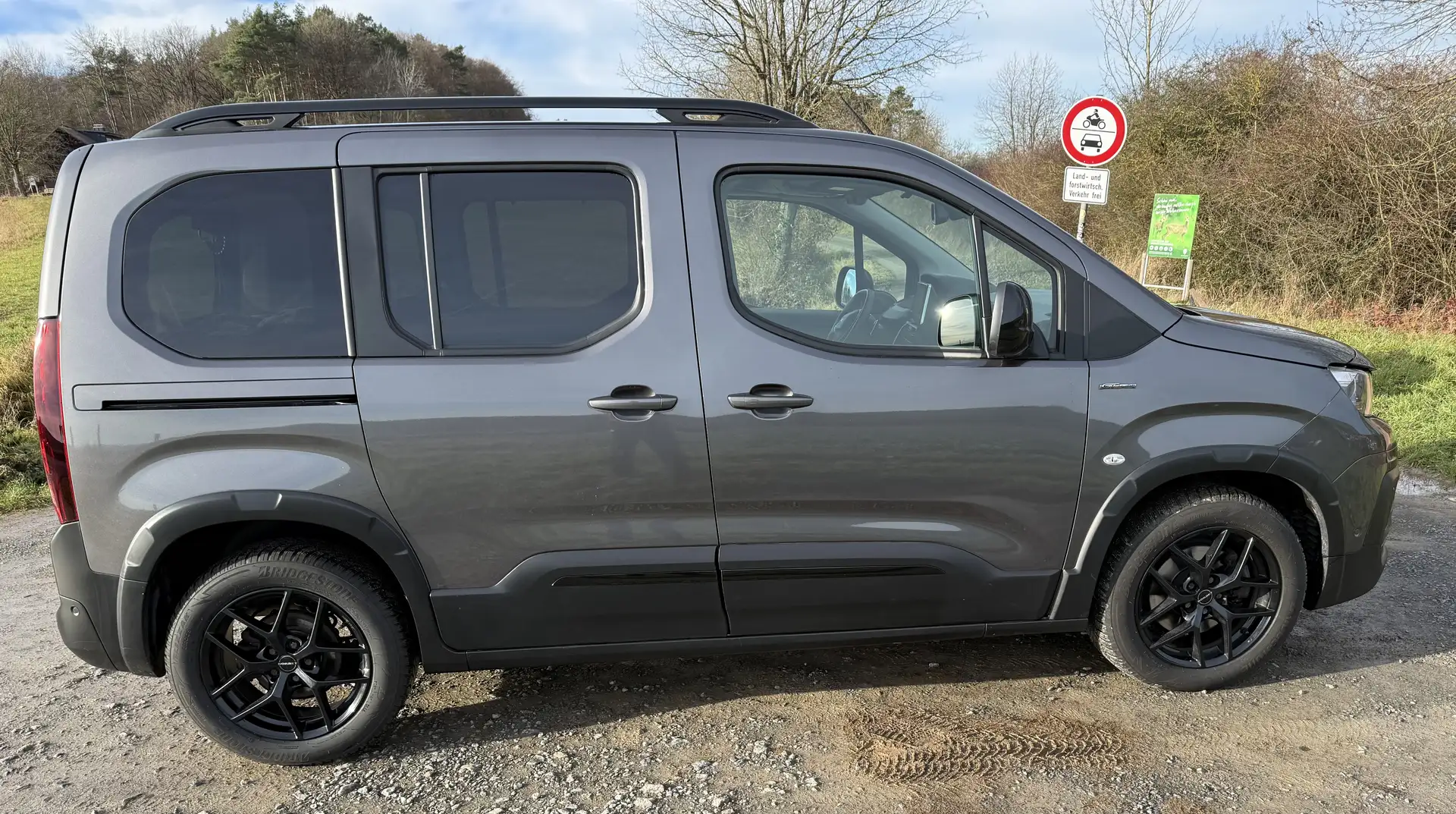 Peugeot Rifter BlueHDI 130 L1 EAT8 Allure, Standhz,AHK,Automatik - 1