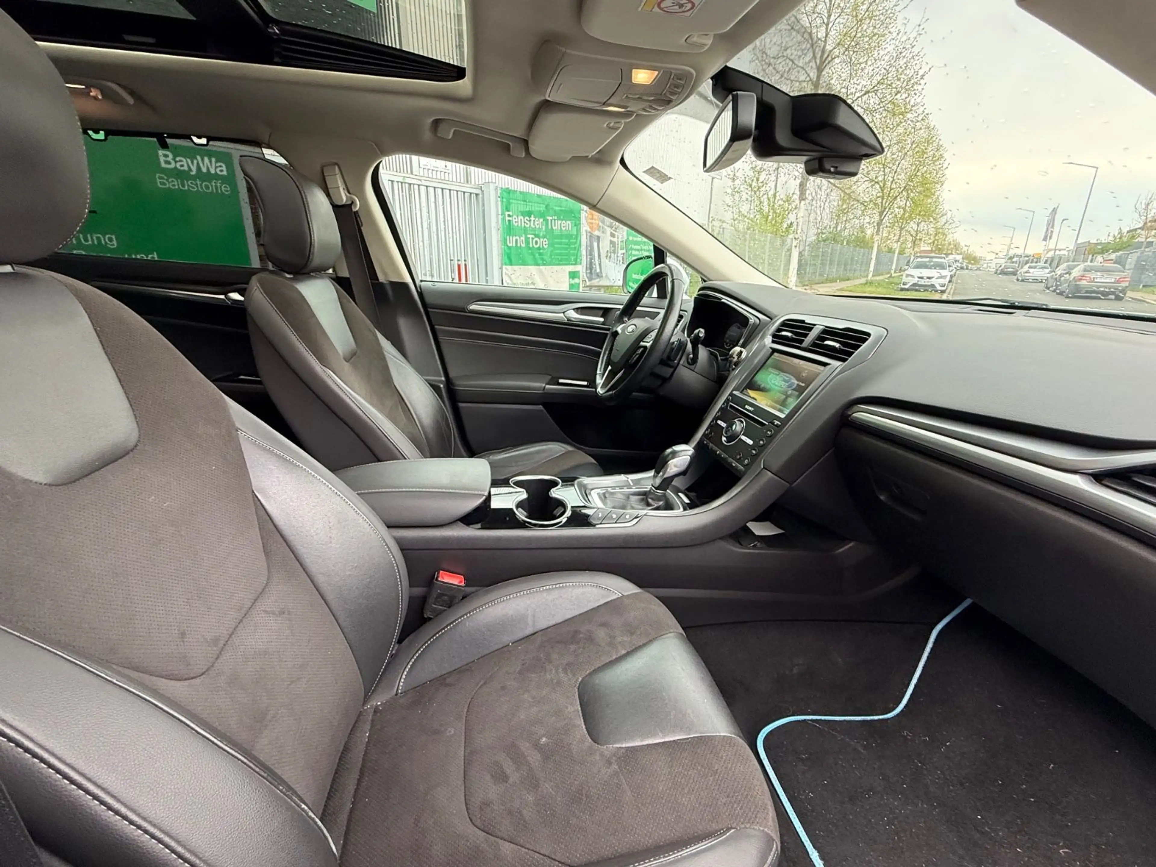 Ford Mondeo Turnier Titanium* ST-Line* Pano* LED* 8-Alu* — photo 14