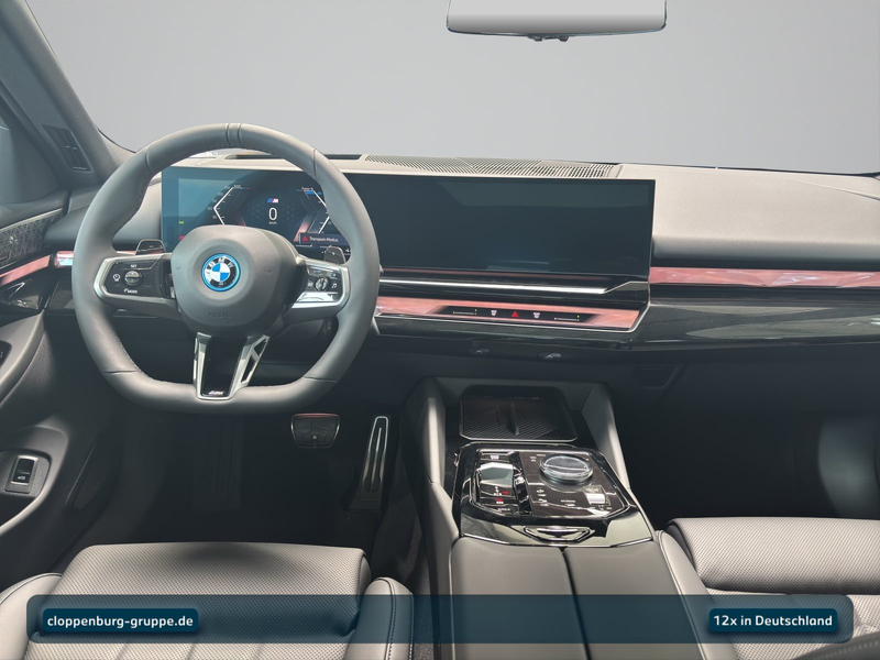 BMW 550 e xDrive Limousine M Sportpaket Pro — photo 15