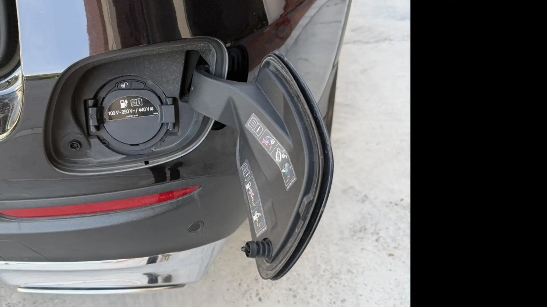 Mercedes-Benz GLC 350 350e 4Matic Noir - 2