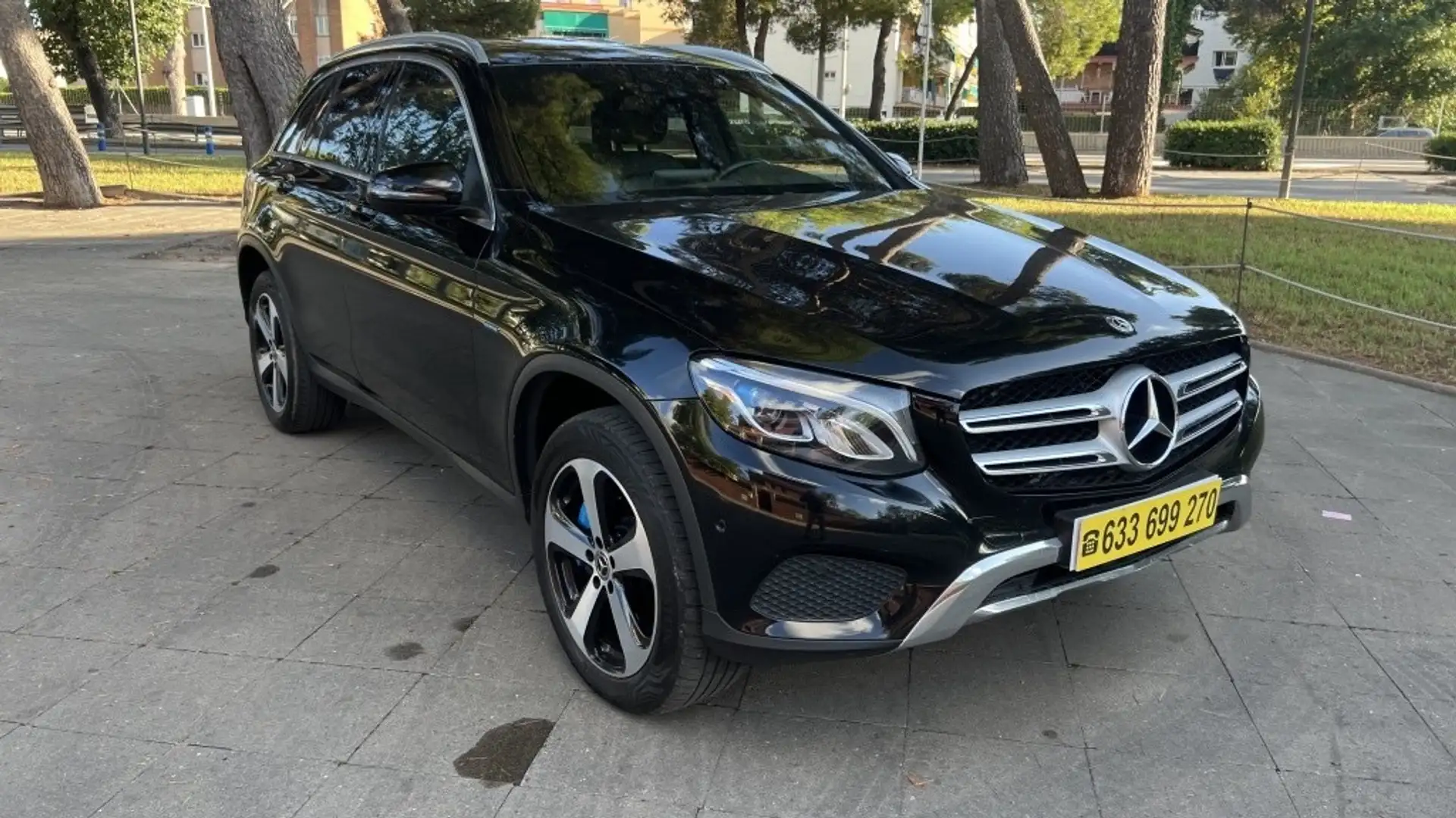 Mercedes-Benz GLC 350 350e 4Matic Noir - 1