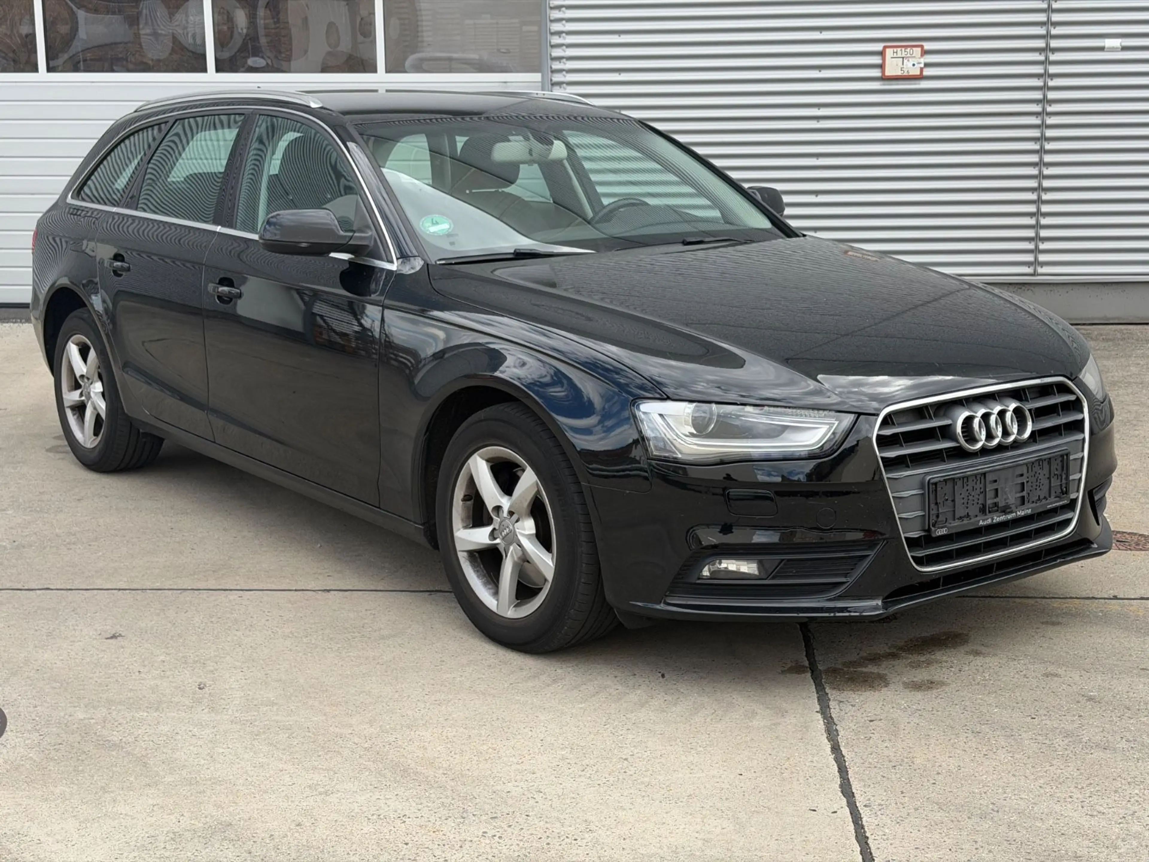 Audi A4 Avant Ambiente — photo 6
